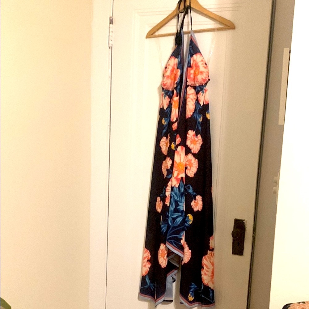 NWT Flying Tomato floral scarf dress